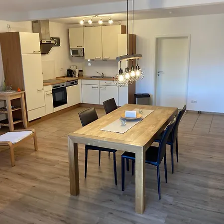 Boehmer, Gohrisch Apartman *